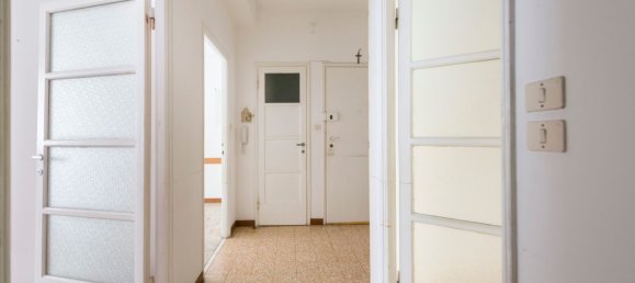 Квартира с 2 комнатами в Милан, Италия № 249670 5