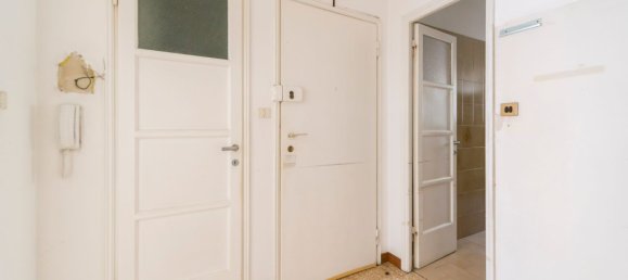 Квартира с 2 комнатами в Милан, Италия № 249670 6