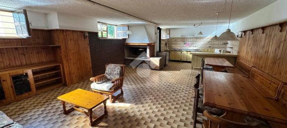 3 Schlafzimmer Villa in San Vito di Leguzzano, Italy, Nr. 293754 8