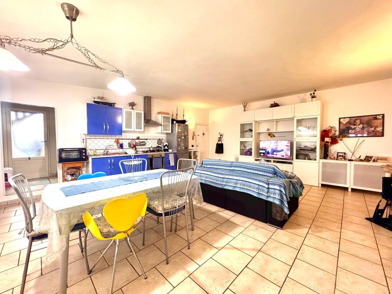 5 rooms Apartment in Ponsacco, Italy No. 20611