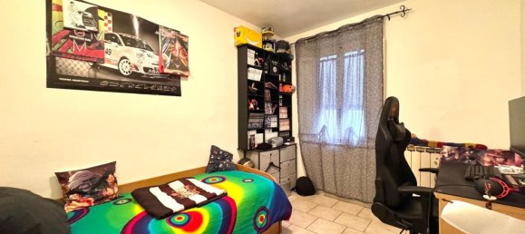 5 rooms Apartment in Ponsacco, Italy No. 20611 12