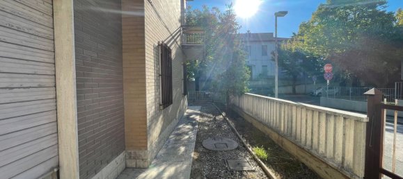 Casa de 8 dormitorios en Ancona, Italy No. 343281 32