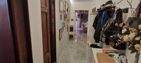 Квартира с 5 комнатами в Капанноли, Италия № 160447 22