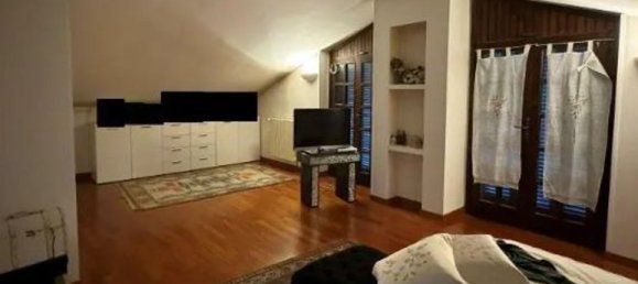 4-Zimmer Haus in Besana in Brianza, Italy, Nr. 7774 3