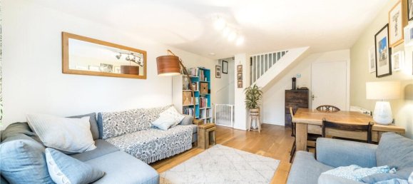 2 bedrooms House in London, United Kingdom No. 12930 5