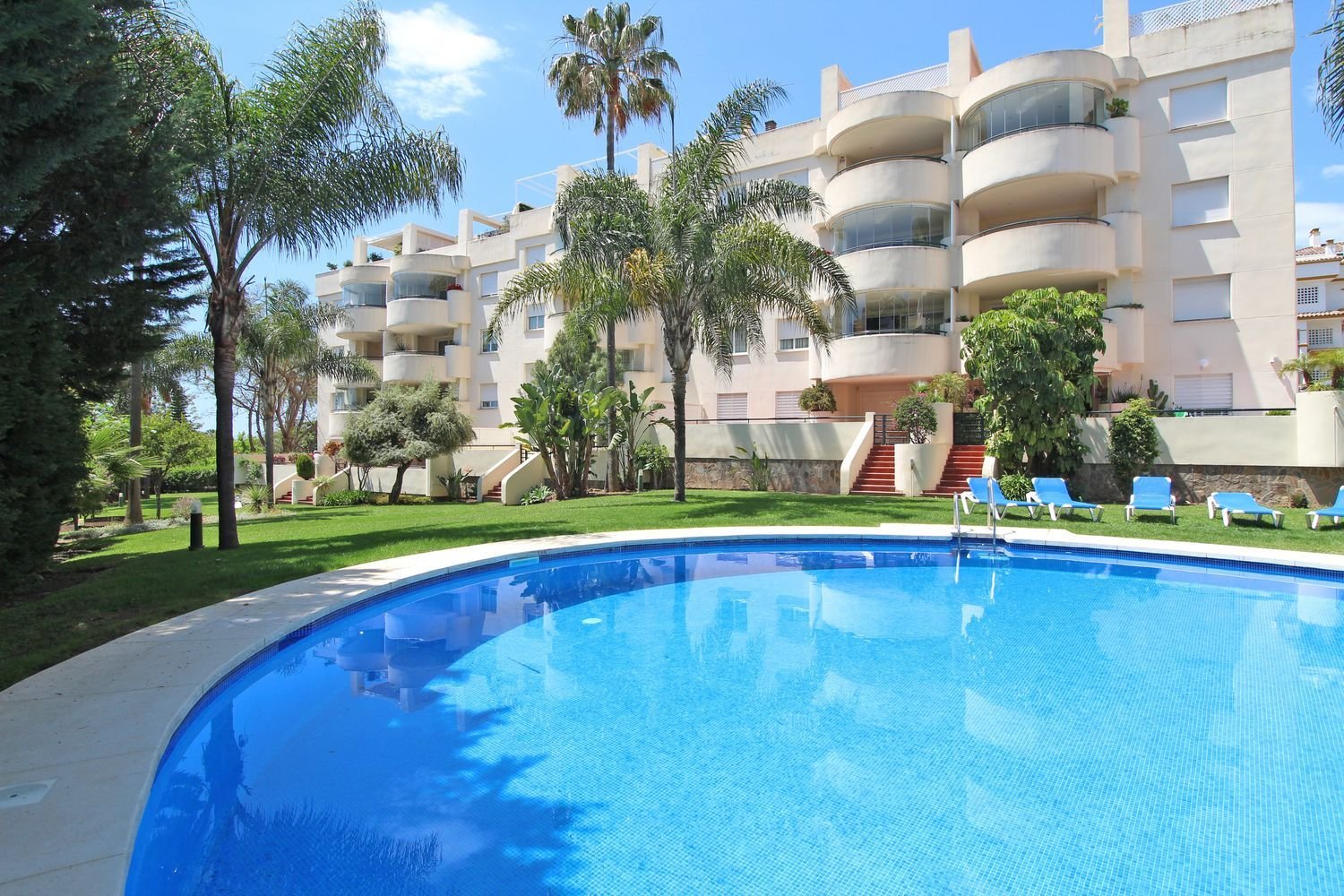 Квартира с 3 спальнями в Марбелья, Испания № 128241