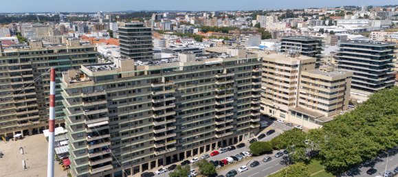 4 bedrooms Apartment in Matosinhos, Portugal No. 140447 8