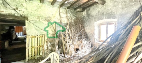 4 rooms House in Rodigo, Italy No. 16902 48