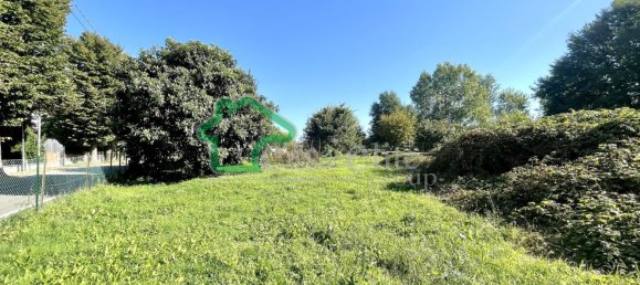 4 rooms House in Rodigo, Italy No. 16902 12