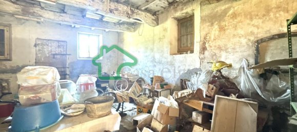 4 rooms House in Rodigo, Italy No. 16902 28