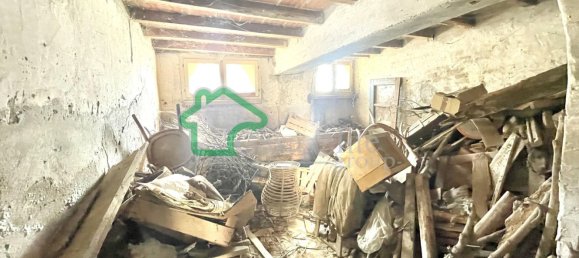 4 rooms House in Rodigo, Italy No. 16902 43