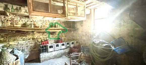 4 rooms House in Rodigo, Italy No. 16902 41