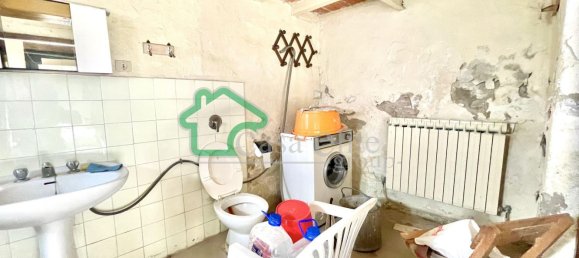 4 rooms House in Rodigo, Italy No. 16902 25