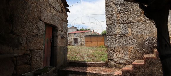 2 bedrooms House in Seia, Portugal No. 30409 16