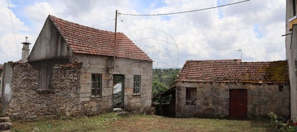 2 bedrooms House in Seia, Portugal No. 30409 2