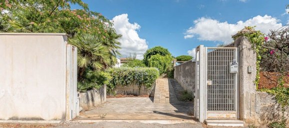 15-salle Villa à Palermo, Italy No. 307603 7