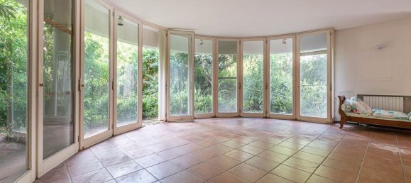 15-salle Villa à Palermo, Italy No. 307603 2