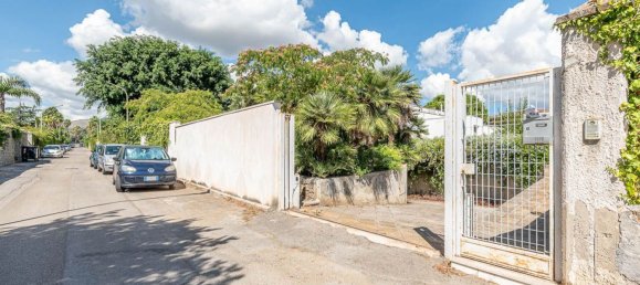 15-salle Villa à Palermo, Italy No. 307603 8