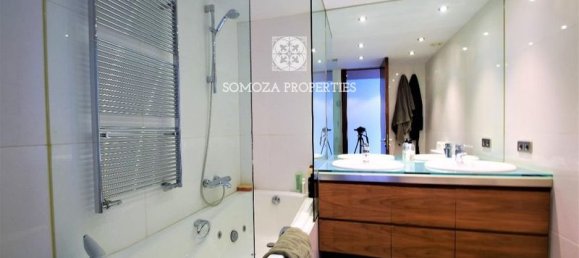 3 bedrooms Apartment in Madrid, Spain No. 81800 22
