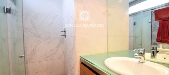 3 bedrooms Apartment in Madrid, Spain No. 81800 23