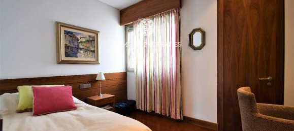 3 bedrooms Apartment in Madrid, Spain No. 81800 7