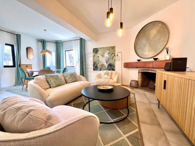 3 bedrooms Townhouse in Faro, Portugal No. 213084