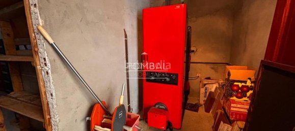 448m² Commercial property in A Coruna, Spain No. 161047 65