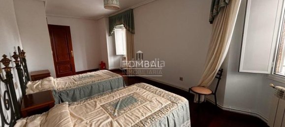 448m² Commercial property in A Coruna, Spain No. 161047 57