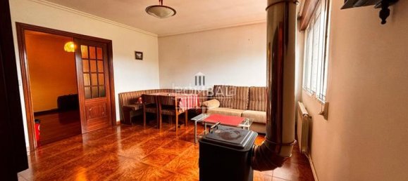 448m² Commercial property in A Coruna, Spain No. 161047 38