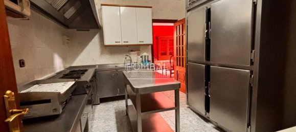 448m² Commercial property in A Coruna, Spain No. 161047 16