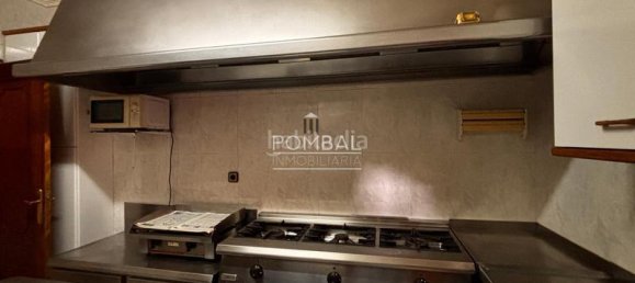 448m² Commercial property in A Coruna, Spain No. 161047 14