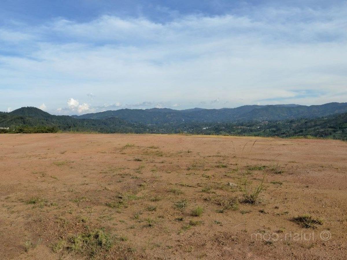  Land in Antioquia, Colombia No. 809