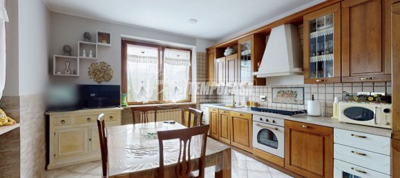 6 rooms House in Grugliasco, Italy No. 291098 6