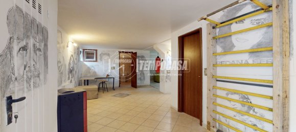 6 rooms House in Grugliasco, Italy No. 291098 17