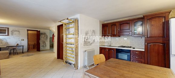 6 rooms House in Grugliasco, Italy No. 291098 2