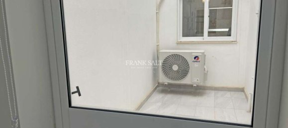 Мезонет с 3 спальнями в Свийи, Мальта № 8129 12