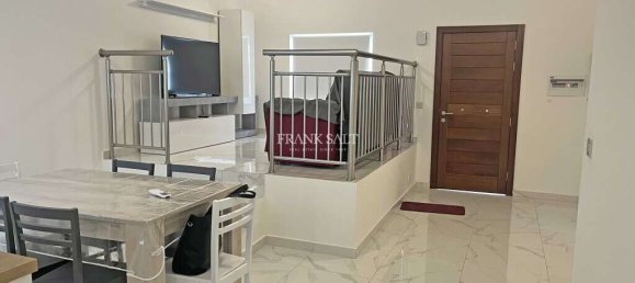 Мезонет с 3 спальнями в Свийи, Мальта № 8129 5