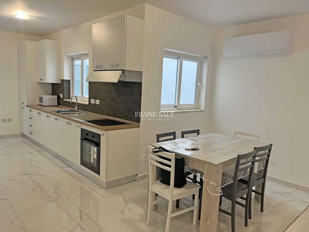 Мезонет с 3 спальнями в Свийи, Мальта № 8129