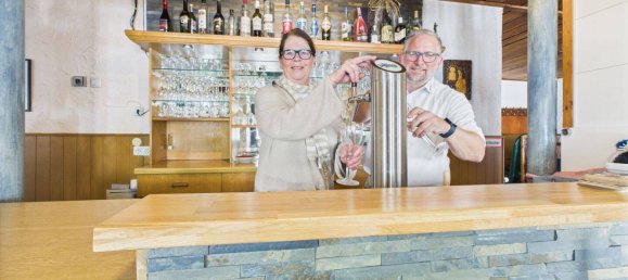 Café/restaurante de 4 dormitorios en Dithmarschen, Germany No. 271097 3