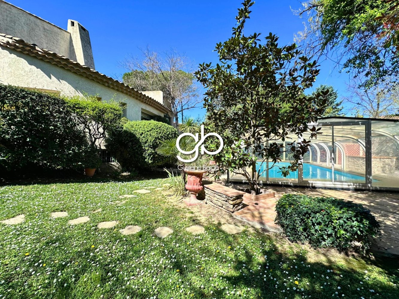 5 غرف نوم فيلا في Montpellier, France رقم 294476