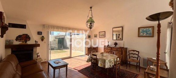 2 bedrooms House in La Flotte, France No. 313756 2