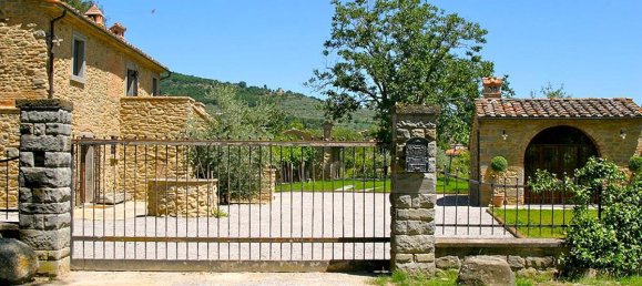 Casa de 4 dormitorios en Cortona, Italy No. 315 6