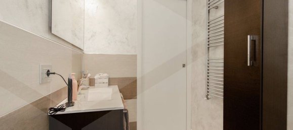 Apartamento de 3 divisões em Como, Italy N.º 26602 35