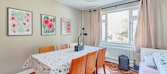 3 غرف نوم منزل في Redhill, United Kingdom رقم 10428 9