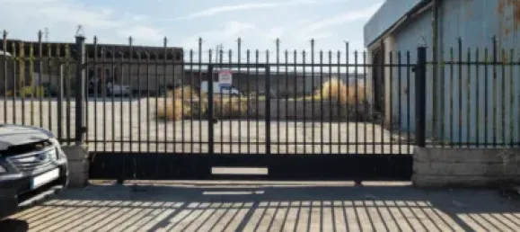 1400m² Warehouse in Granada, Spain No. 181237 2