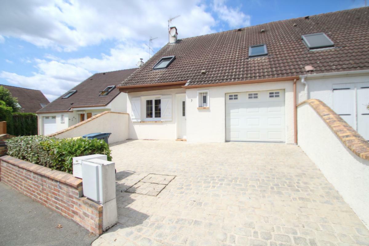 3 غرف نوم منزل في Chaingy, France رقم 302723