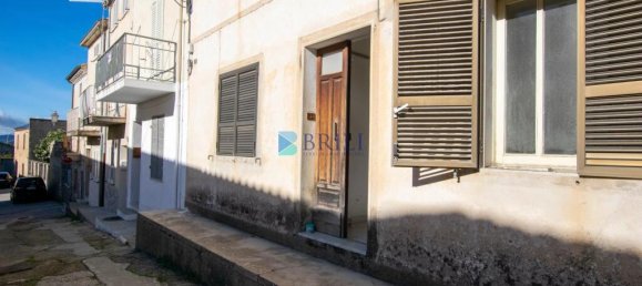 4 غرف نوم منزل في Luras, Italy رقم 327014 19