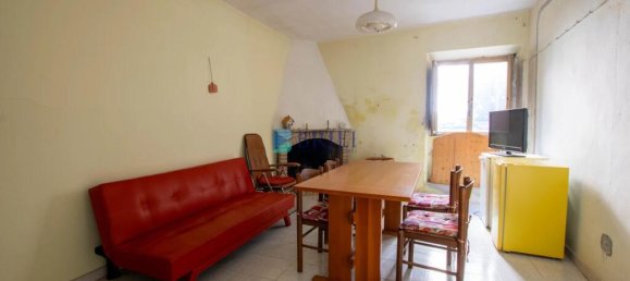 4 غرف نوم منزل في Luras, Italy رقم 327014 6