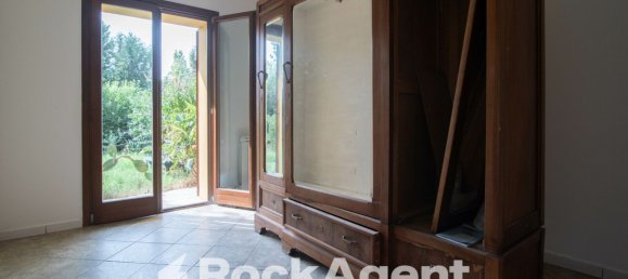 3 rooms Apartment in Monte Porzio, Italy No. 101510 7