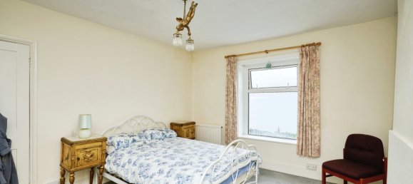 4 bedrooms House in Ventnor, United Kingdom No. 2967 20